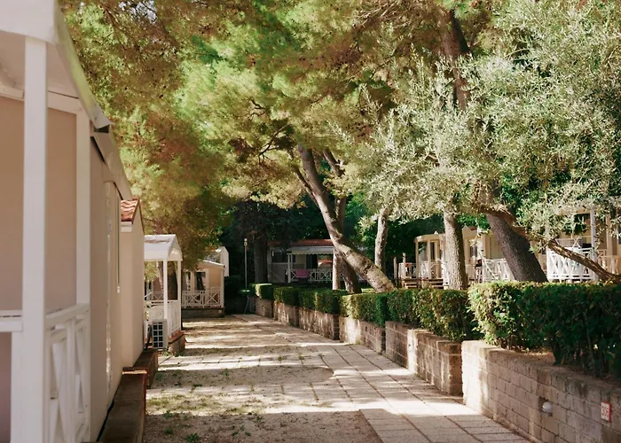 Green Garden Village Con Piscina, Spiaggia Riservata E Parcheggio